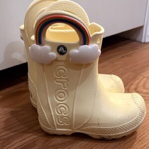 CROCS Kids Cream Rain Boots with Rainbow Accent